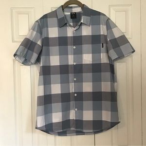 Oakley short sleeved baby blue check shirt Sz L